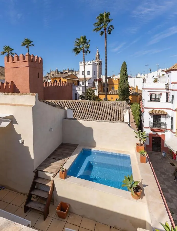 Alcazar Pool Villa by Valcambre Sevilla