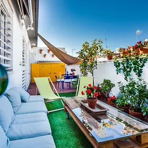 Apartamento Encantador ático Y Terraza Vft/se/02858, Sevilla